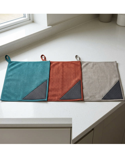 Gxrvp Dual Surface Chenille Mesh Scrub Cloth Set of 3 - Lifestyle view